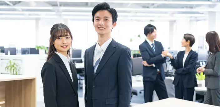 インターンで好印象を与える髪型は?男女別に意識すべきポイントを解説