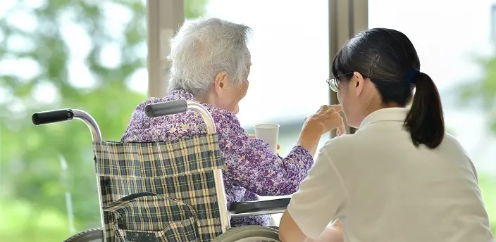 介護職の志望動機の書き方とは 例文つきでコツや注意点を解説